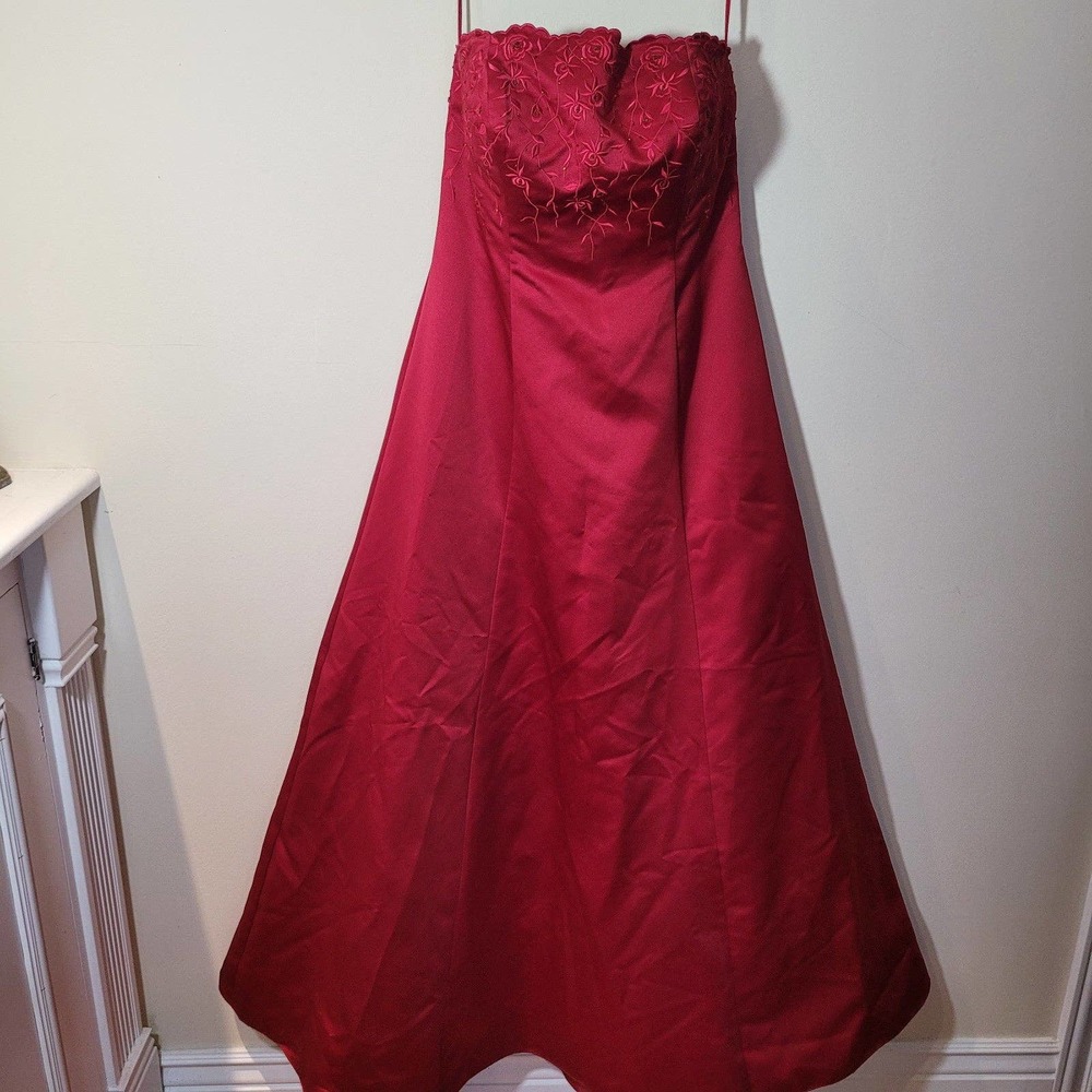 Michaelangelo Red Formal Strapless Dress Size 10